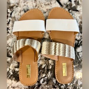 Women’s Qupid size 6 White and Tan Sandals. Never worn.  NWOT.